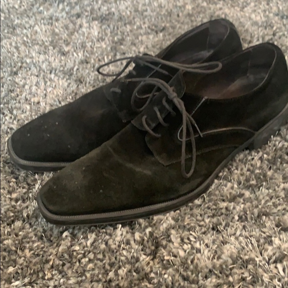 Black brogue suede dress shoes - size 10